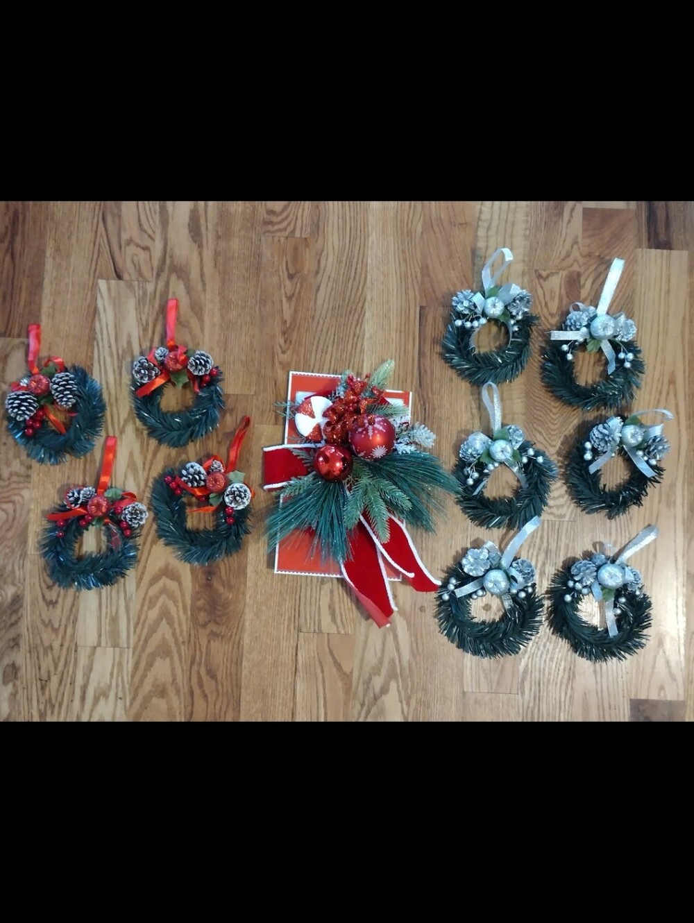 Christmas Wreath Ornaments/Spray Seasonal Decor Bundle